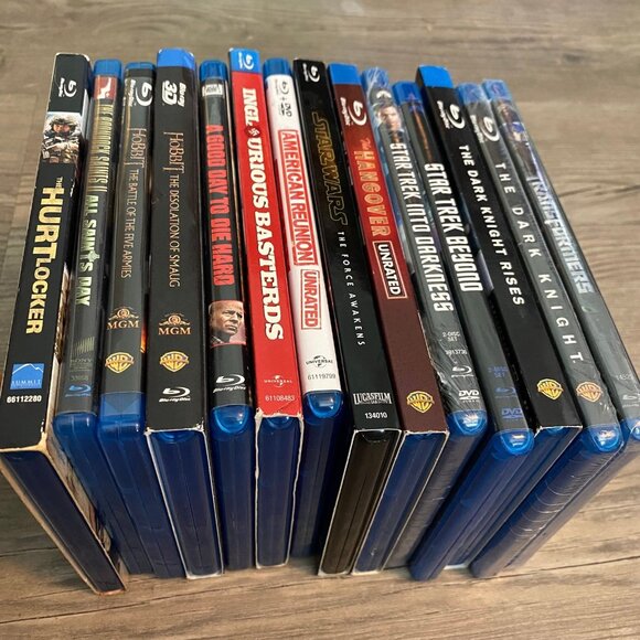 Lot of 14 BluRay Movies Batman Star Trek Hobbit Etc - Picture 2 of 6